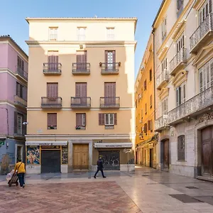 https://apartamento-plaza-mitjana.1costadelsol.com